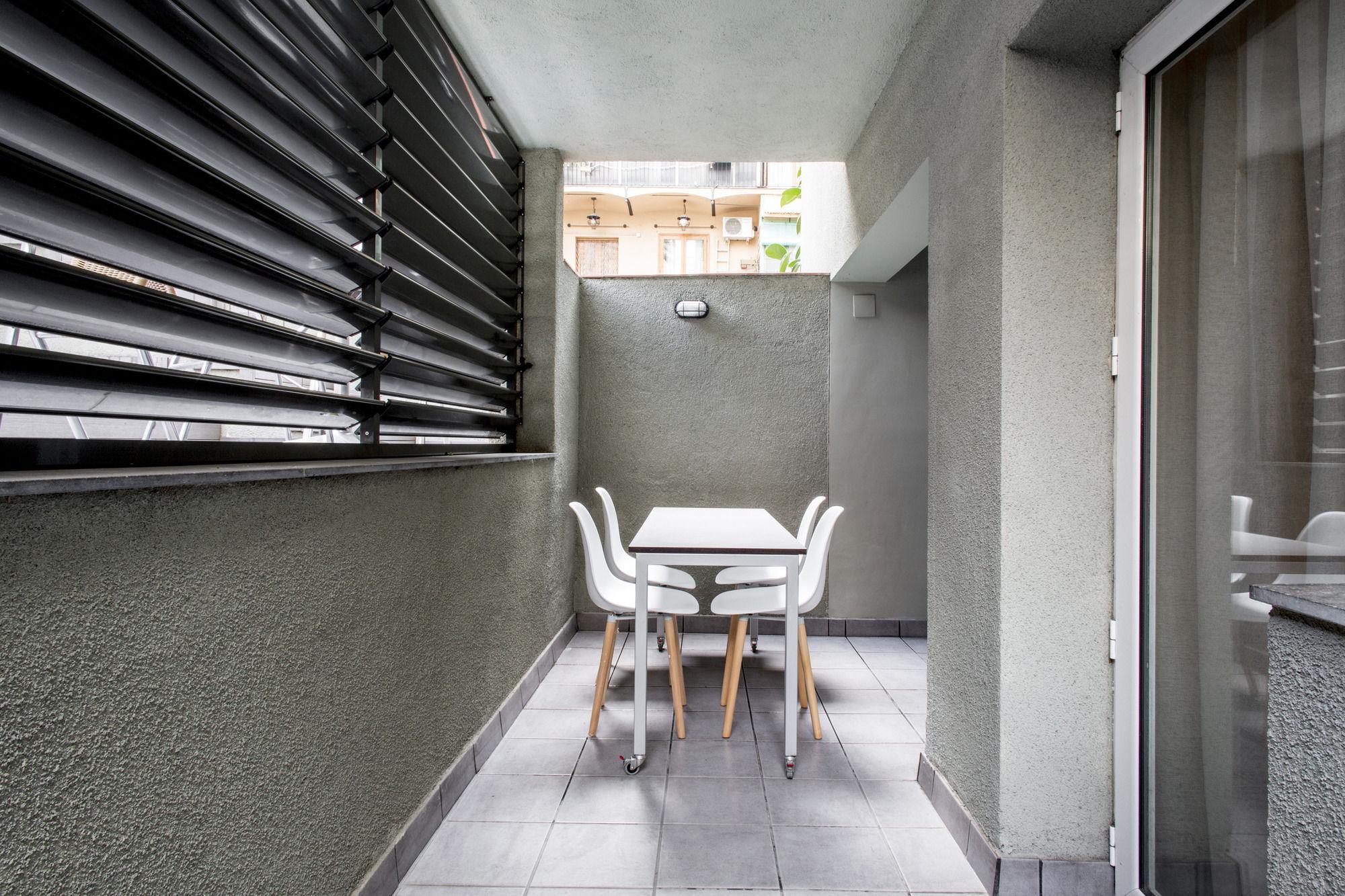 Barcelona Apartment Aramunt Exterior photo