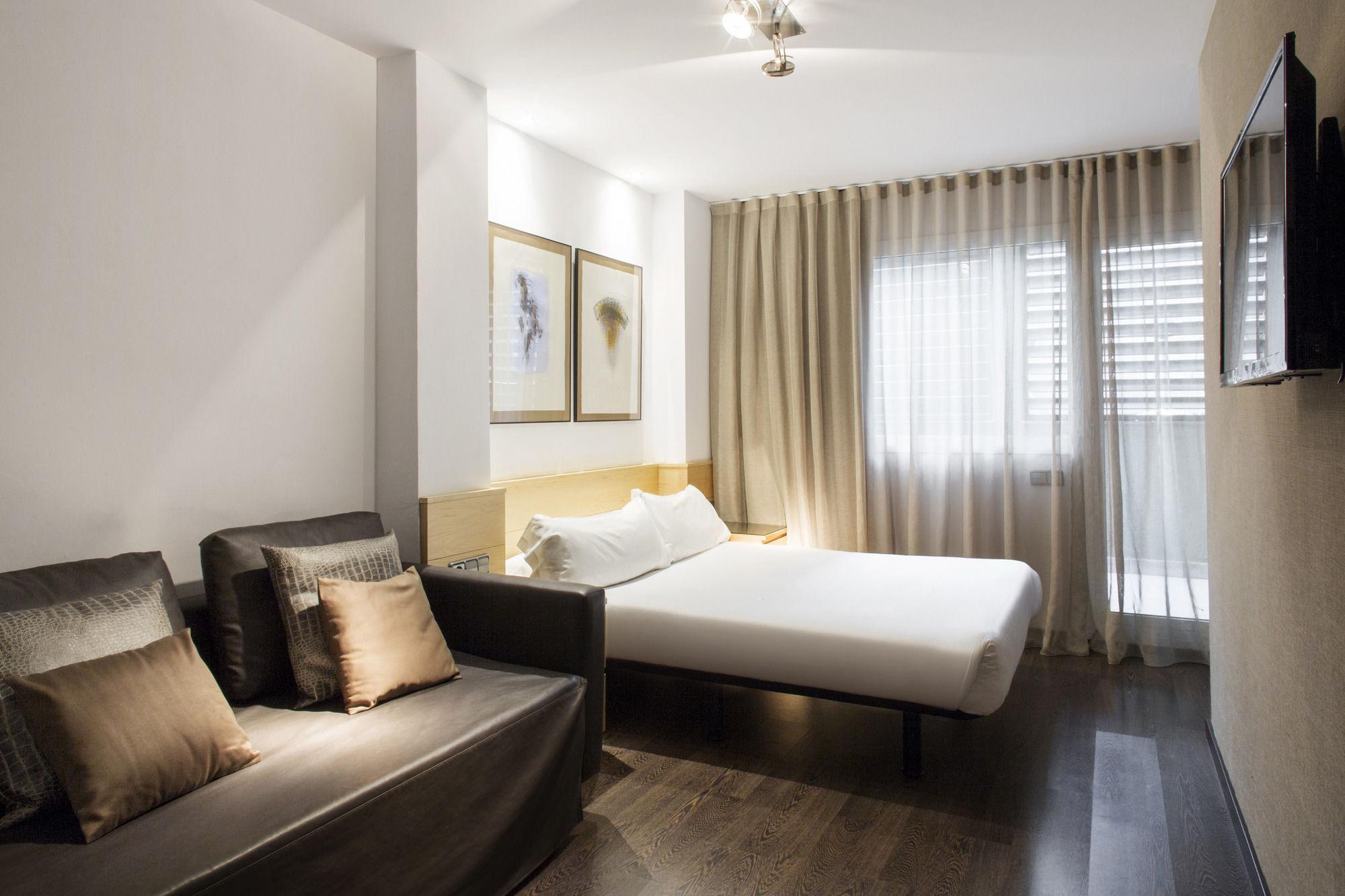 Barcelona Apartment Aramunt Exterior photo